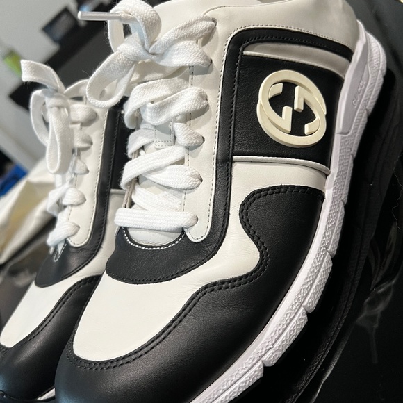 (RARE) Gucci Leather Low Top ‘Blue’ Unisex Sneakers